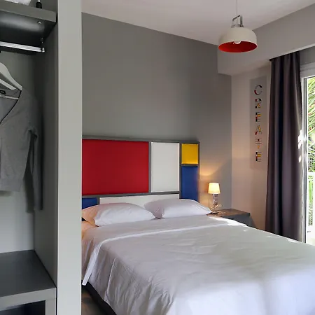 Lägenhetshotell Design Architectonika 4*