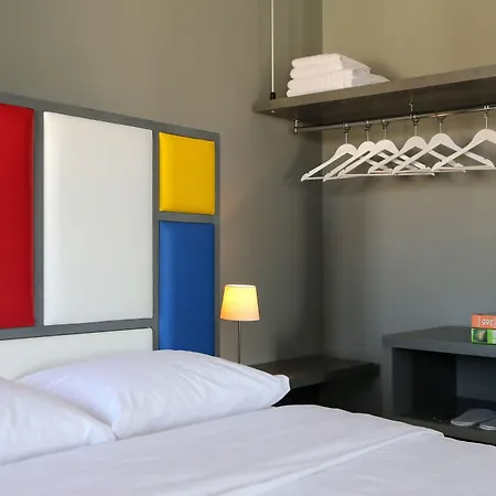 Aparthotel Design Architectonika 3*