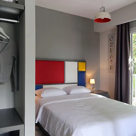 Aparthotel Design Architectonika 3*