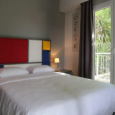 Aparthotel Design Architectonika 3*